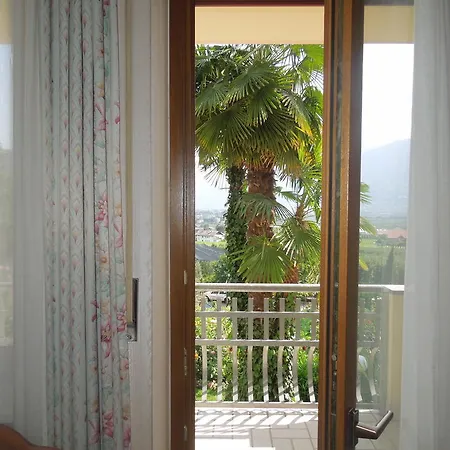 Отель Alexander 4*